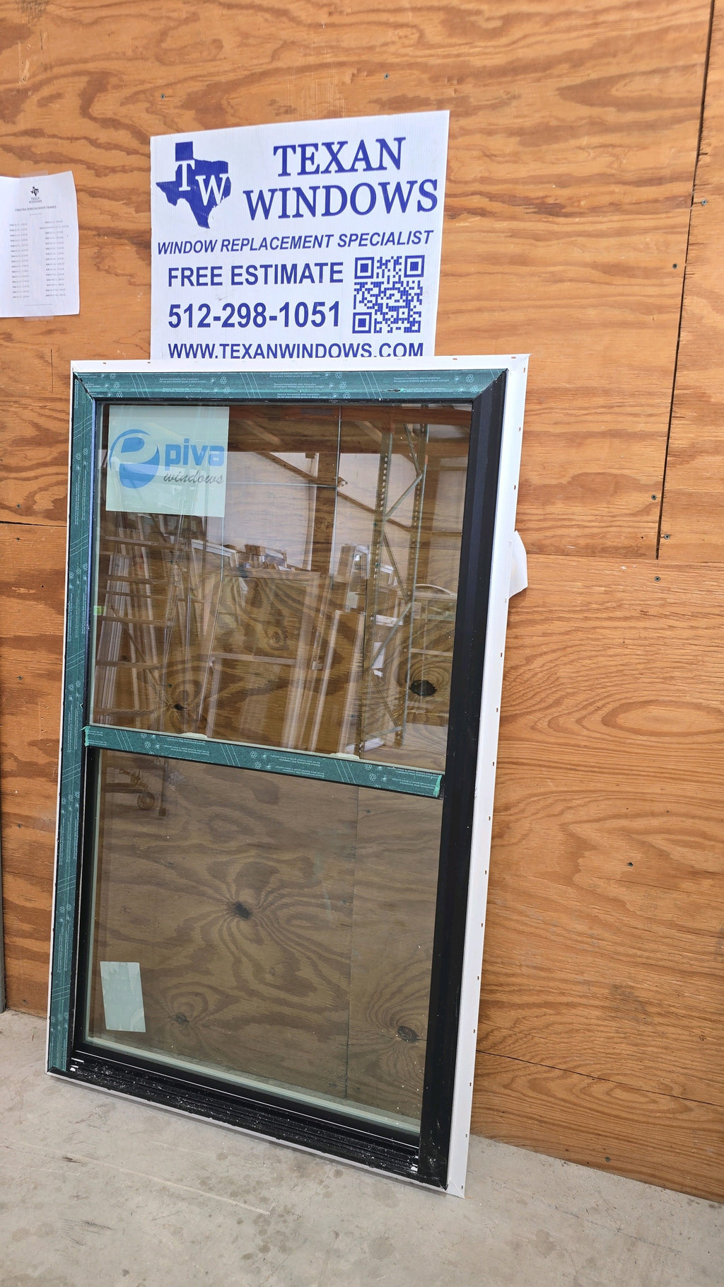 35.5 x 59.5 Black/White Vinyl Single Hung Window - Finestra 64 Series