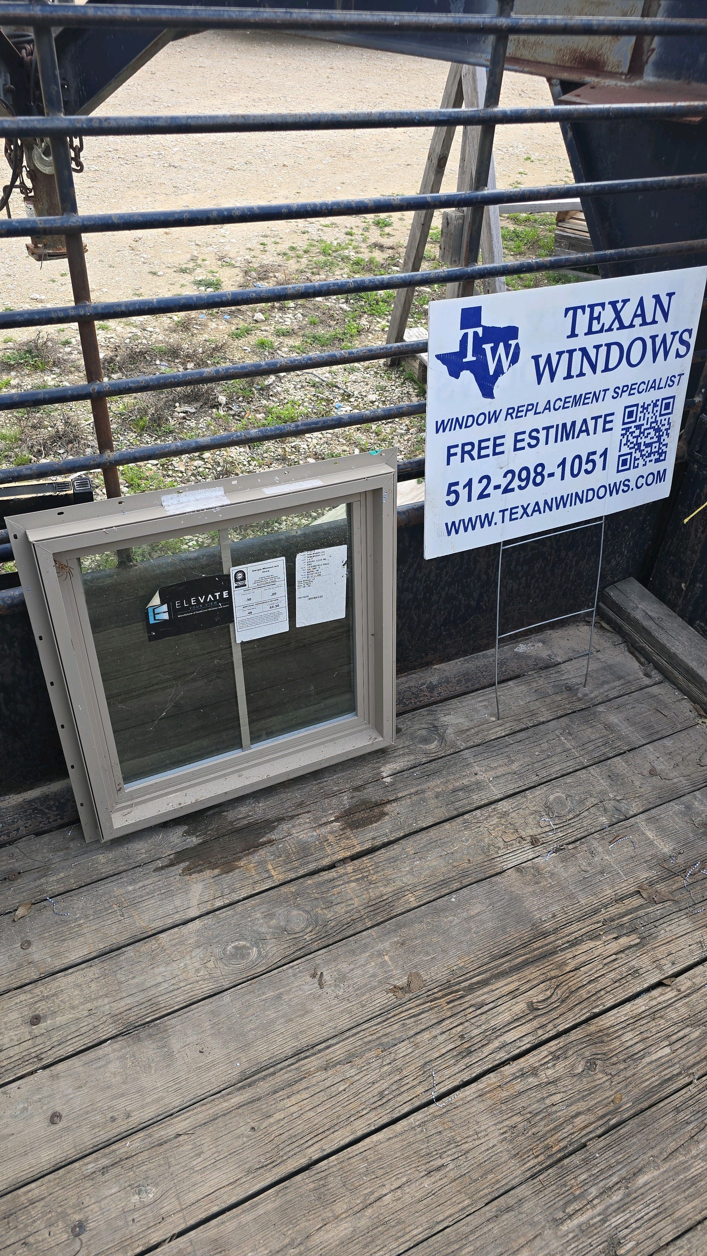 23.5 x 23.5 Clay Vinyl Fixed Window - Elevate